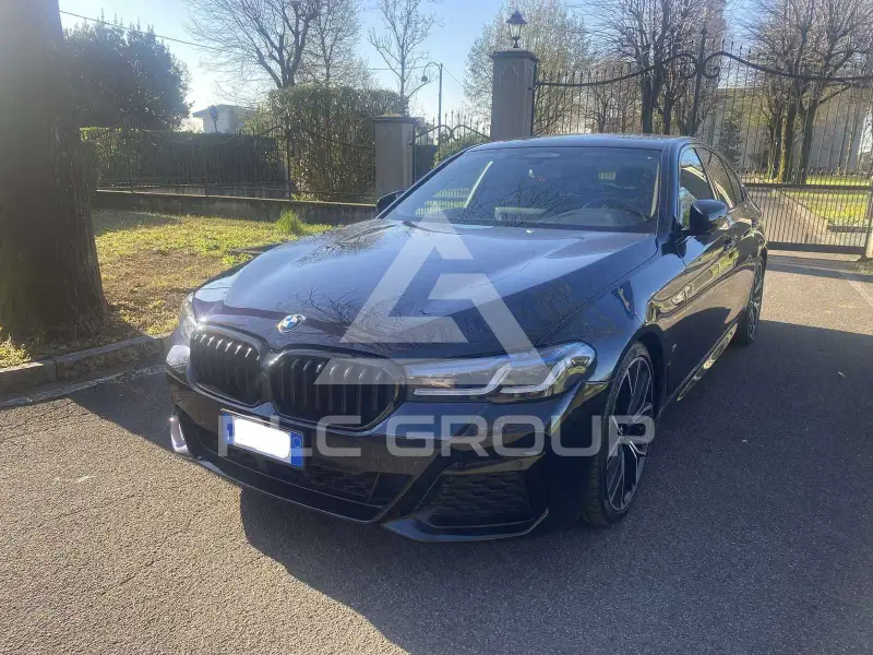 2021 BMW 550M