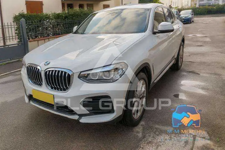 2021 BMW X4