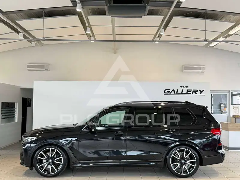 2021 BMW X7