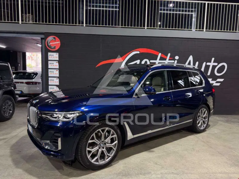2021 BMW X7