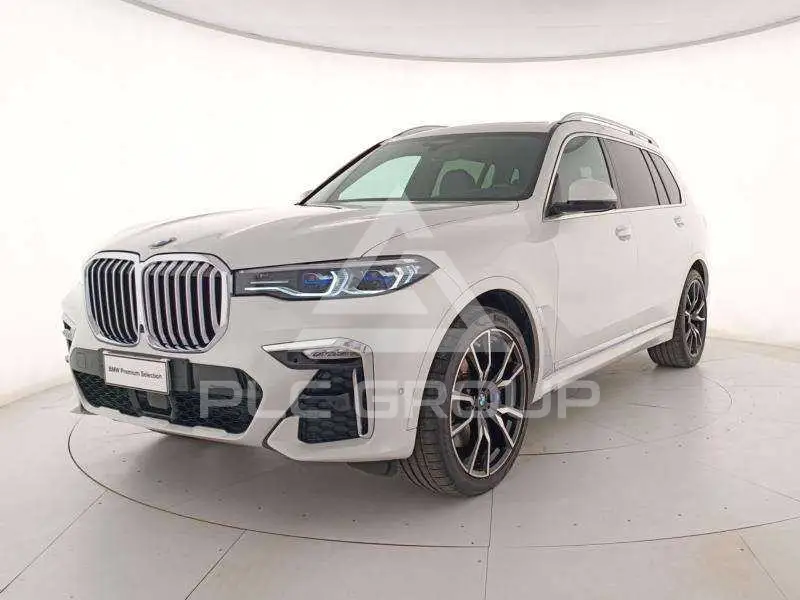 2021 BMW X7