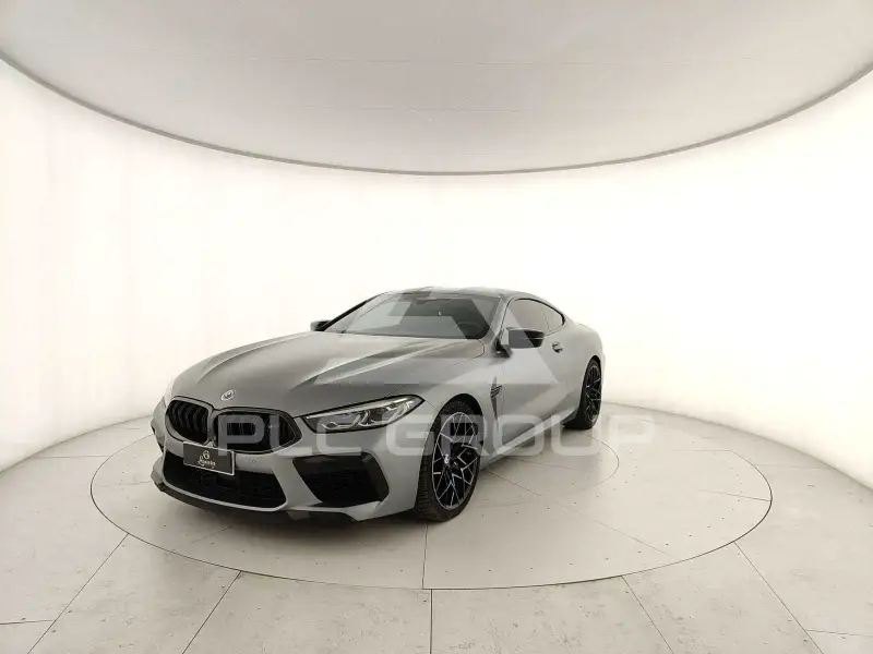 2021 BMW M8