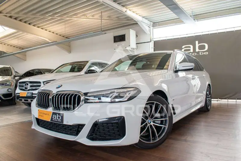 2021 BMW 520