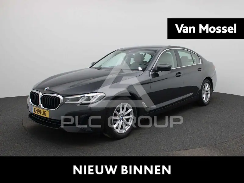 2021 BMW 520