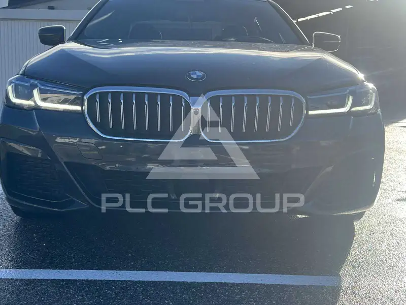 2021 BMW 520
