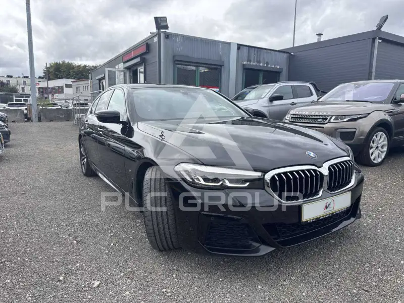 2021 BMW 520