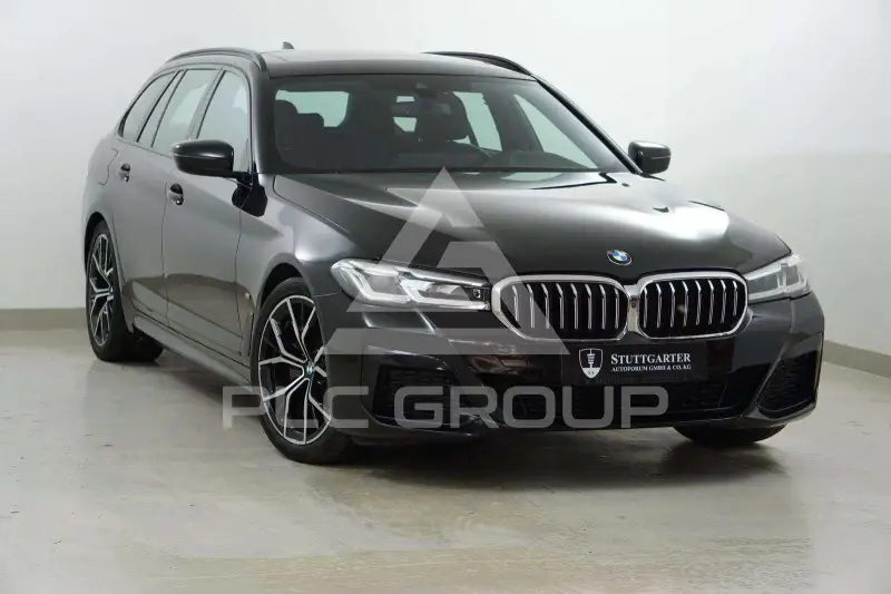 2021 BMW 520