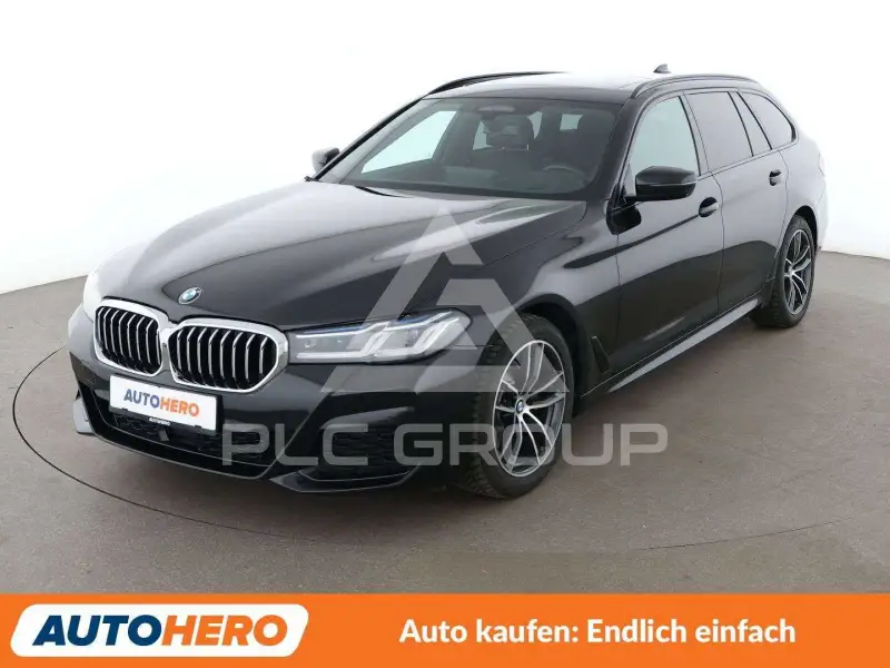 2021 BMW 520