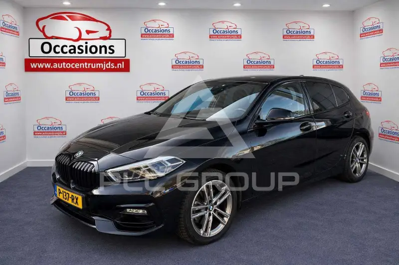 2021 BMW 116