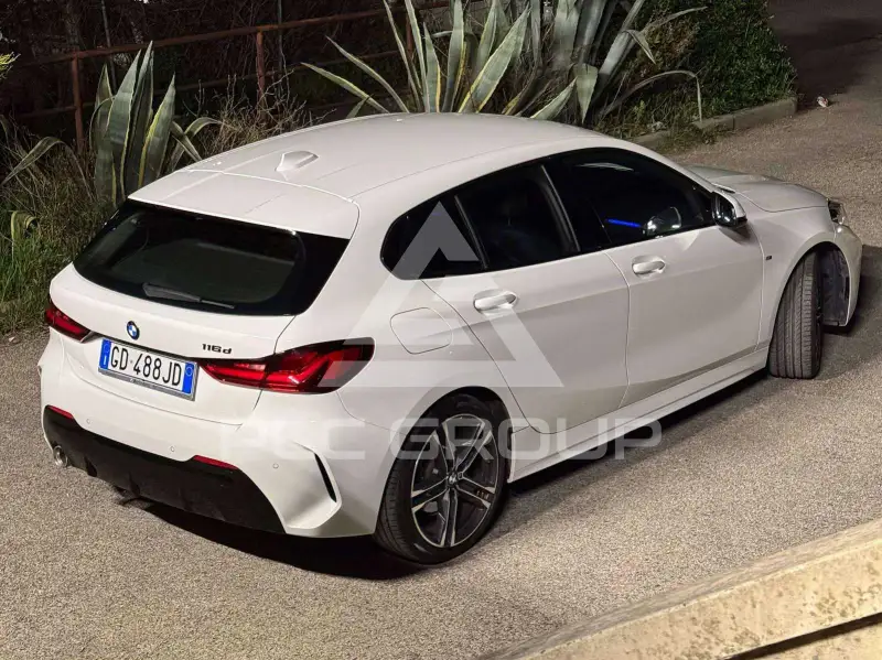 2021 BMW 116
