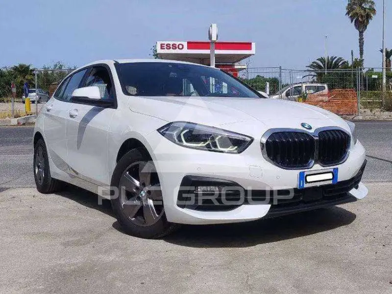 2021 BMW 116