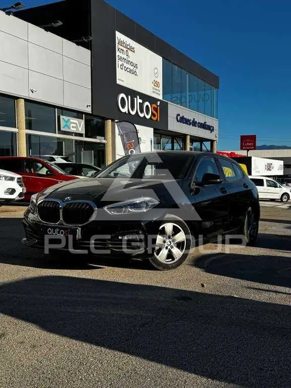 2021 BMW 116