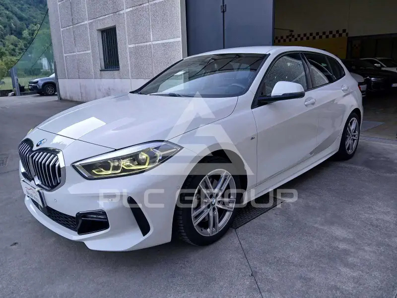 2021 BMW 116