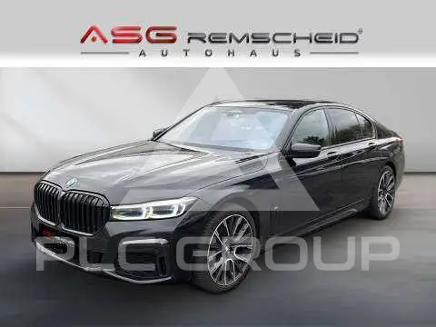 2021 BMW 730