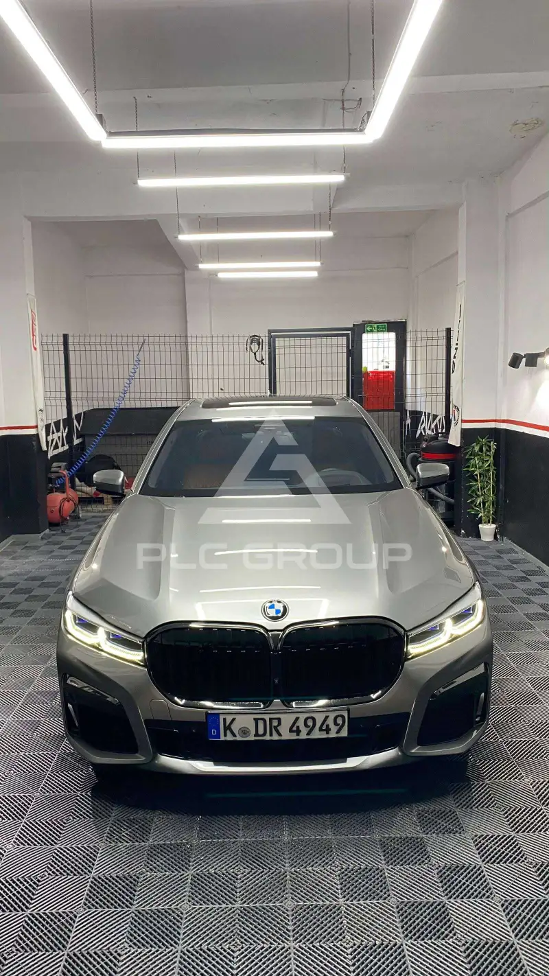 2021 BMW 730