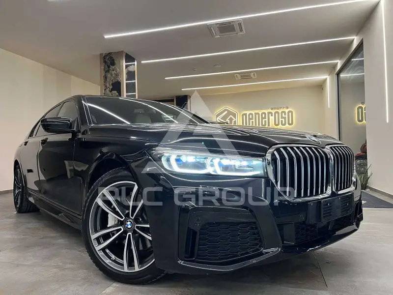 2021 BMW 730