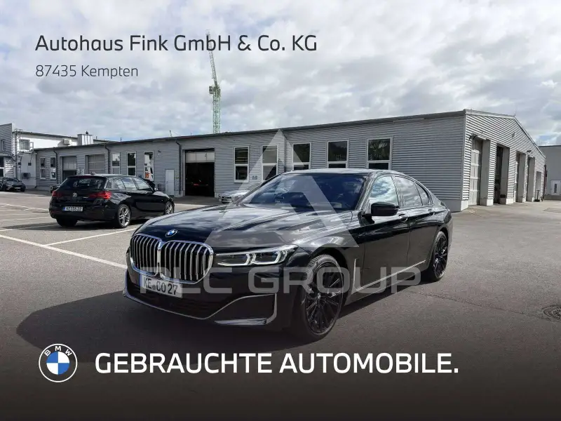 2021 BMW 730