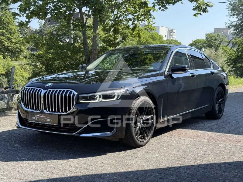 2021 BMW 730