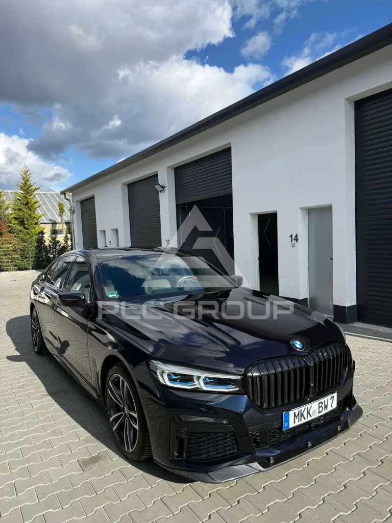 2021 BMW 730