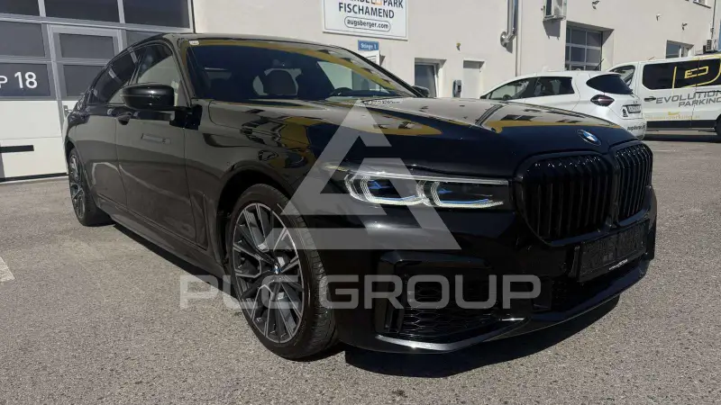 2021 BMW 730