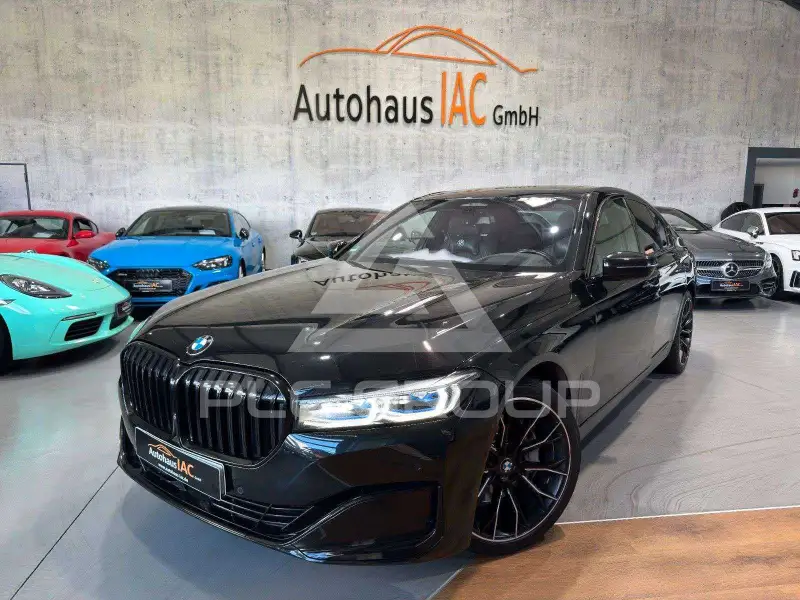 2021 BMW 730