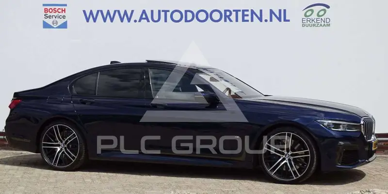 2021 BMW 730
