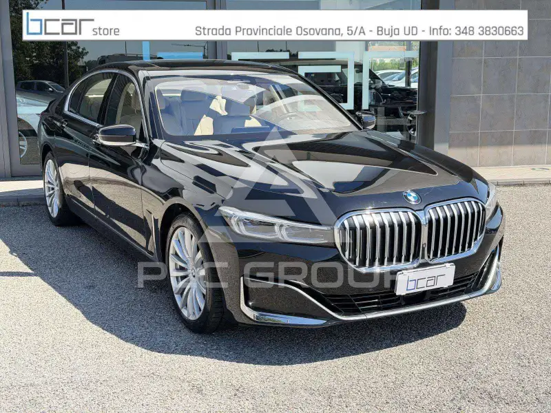 2021 BMW 730