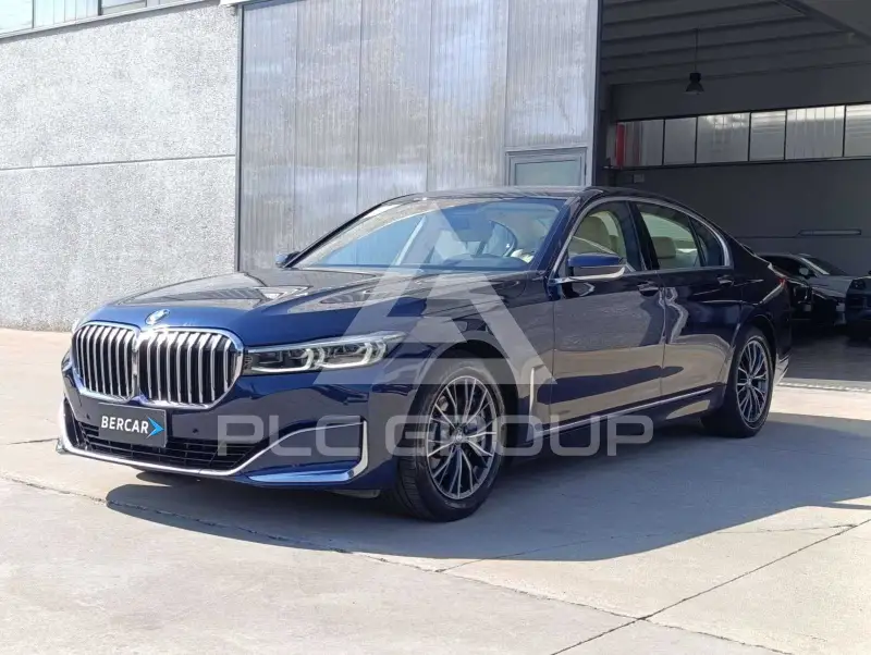 2021 BMW 730