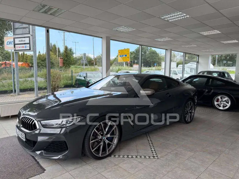 2021 BMW M8