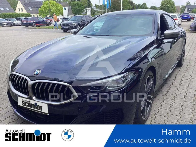 2021 BMW M8