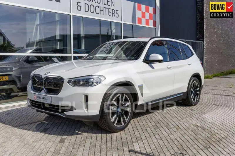 2021 BMW iX