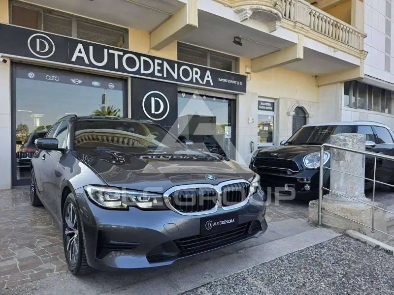 2021 BMW 318