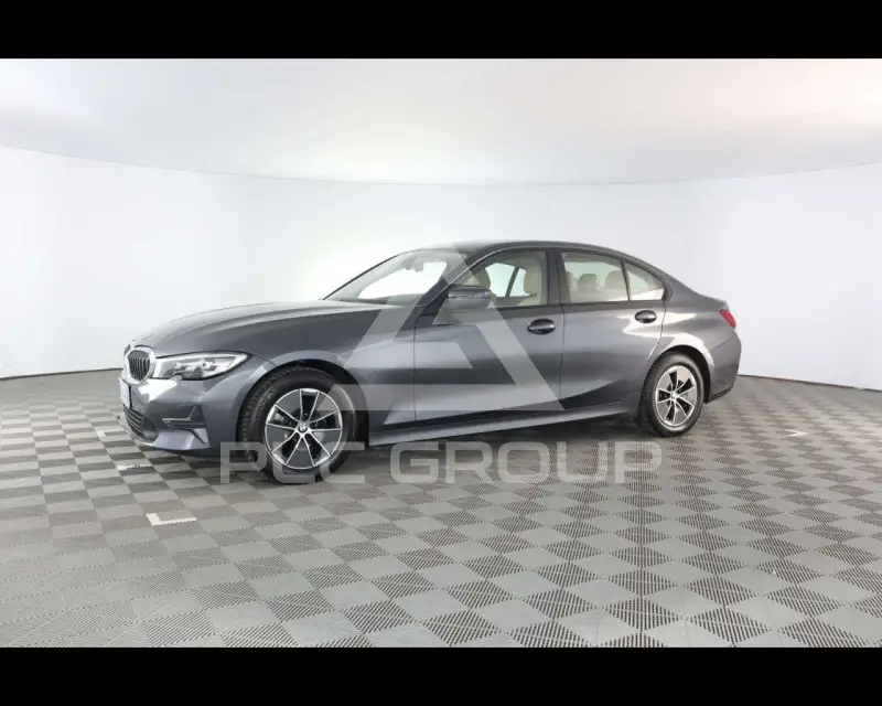2021 BMW 318