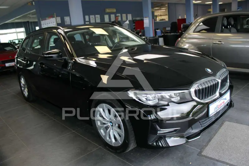 2021 BMW 318