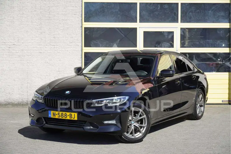 2021 BMW 318