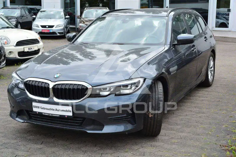 2021 BMW 318
