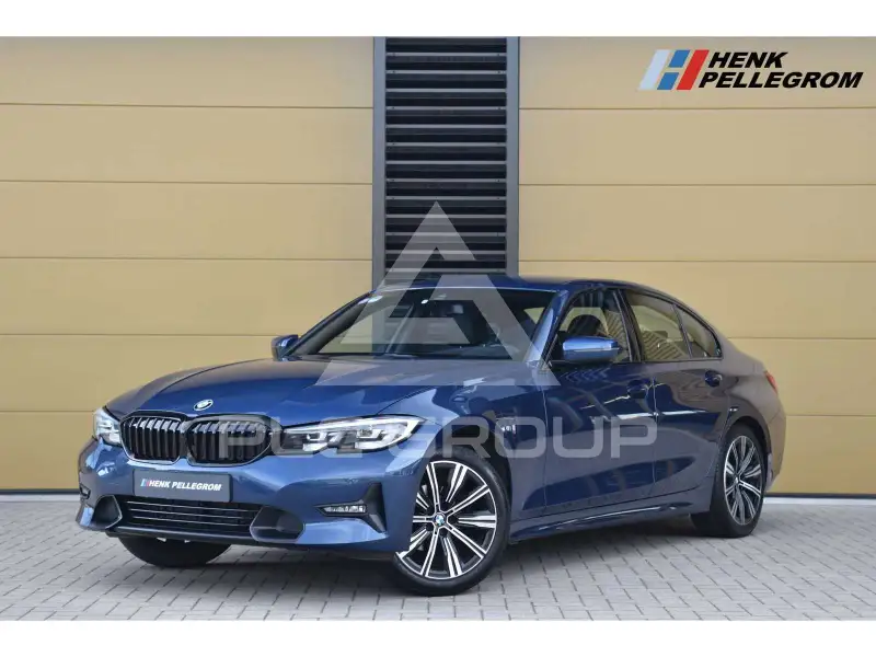 2021 BMW 318