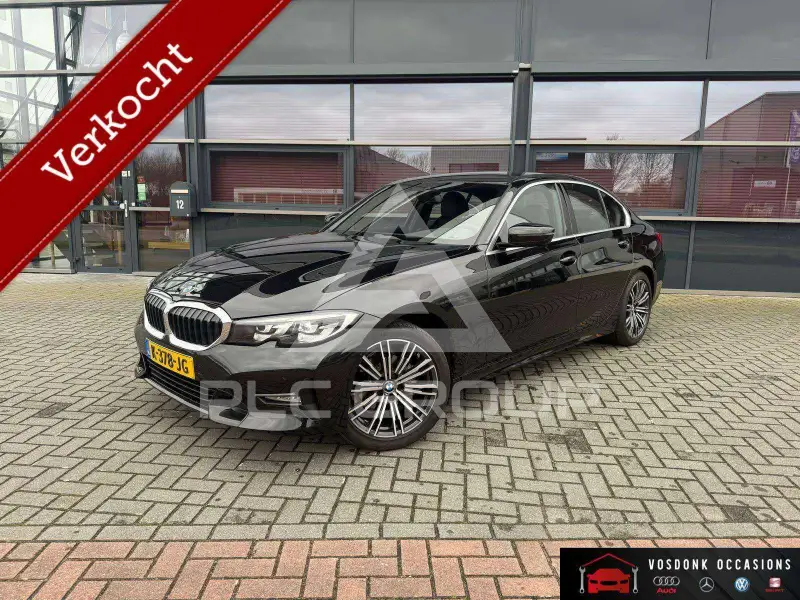 2021 BMW 318