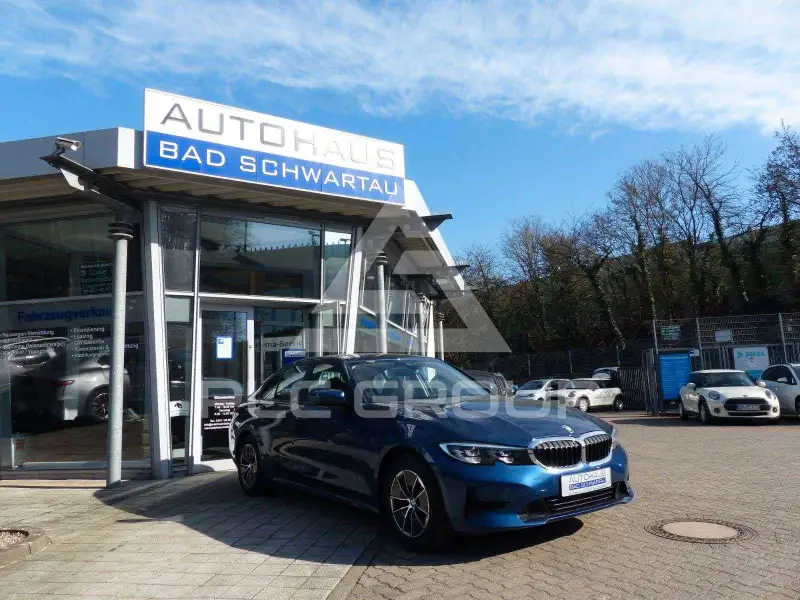 2021 BMW 318