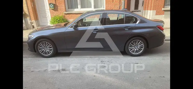 2021 BMW 318