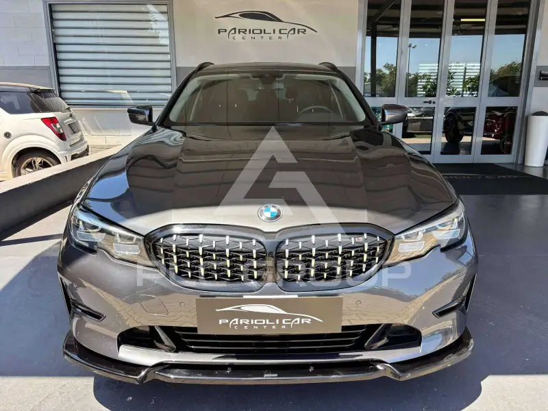 2021 BMW 318