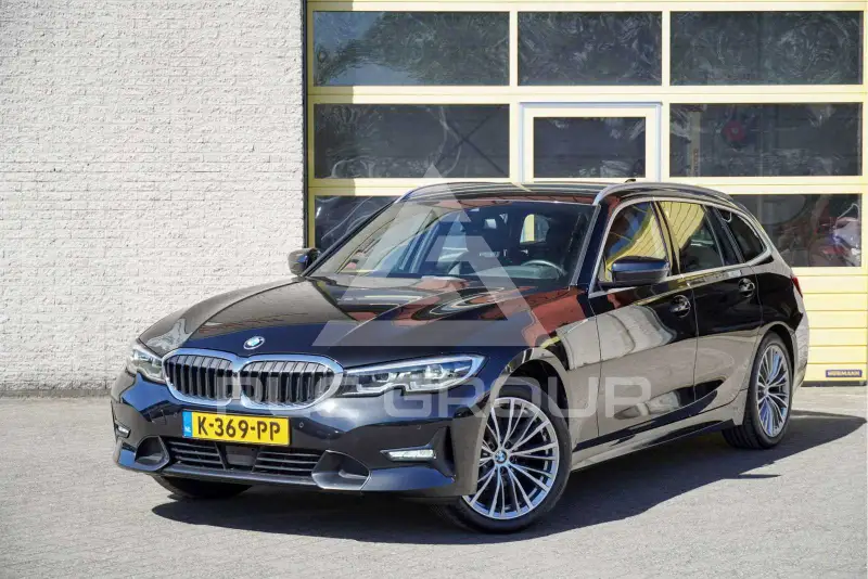 2021 BMW 318
