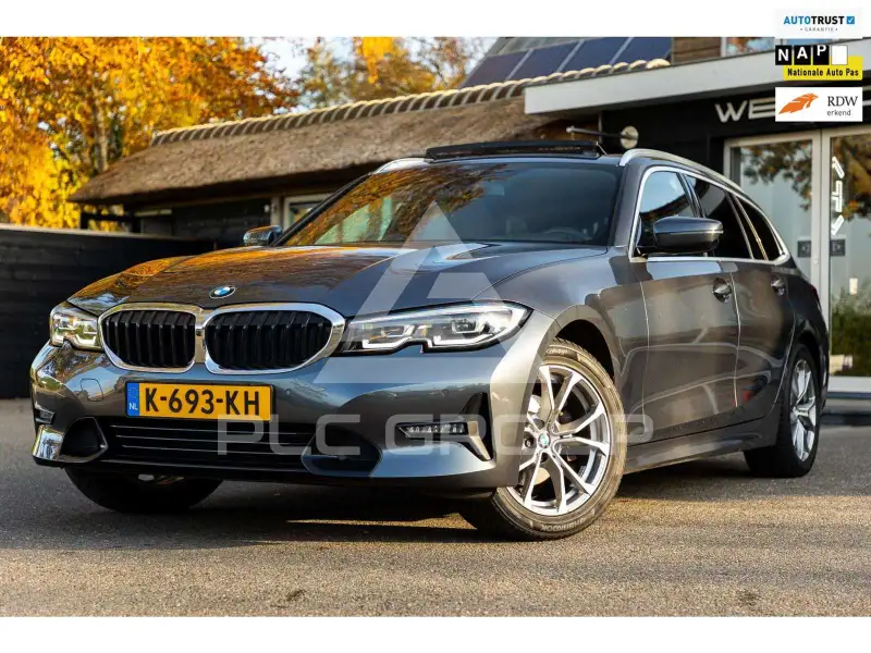 2021 BMW 318