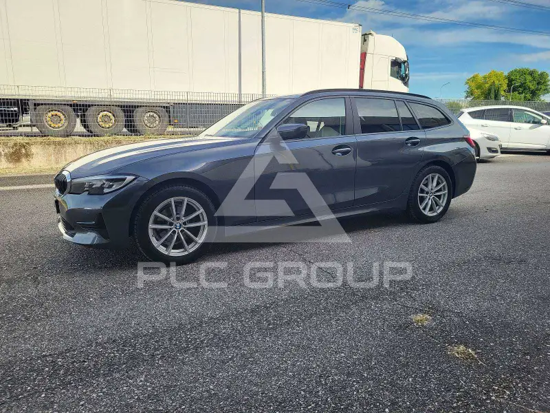 2021 BMW 318