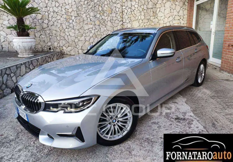 2021 BMW 318