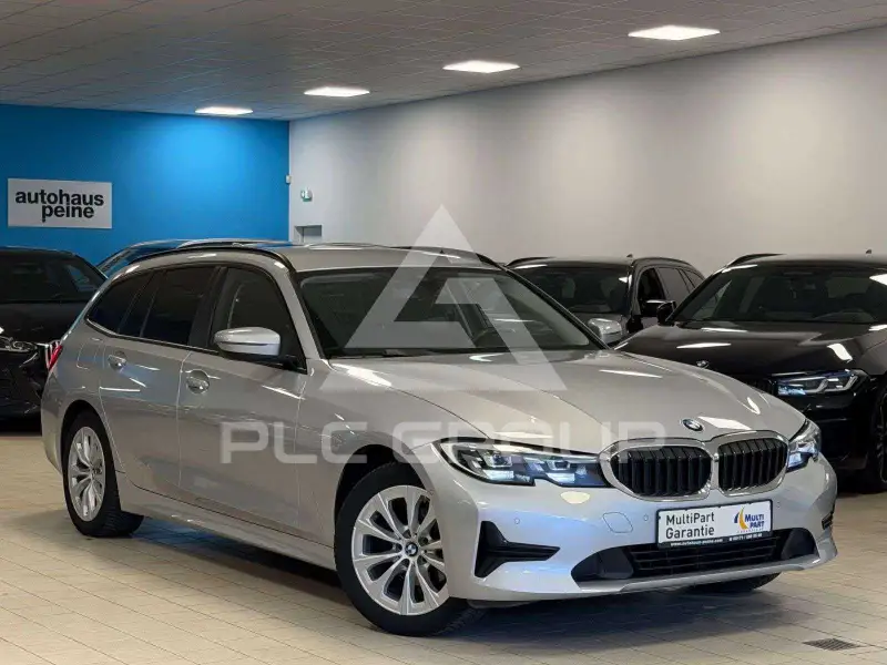 2021 BMW 318