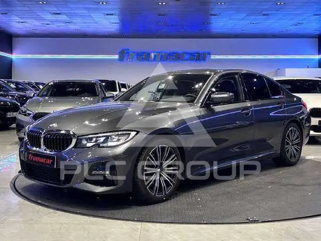 2021 BMW 318