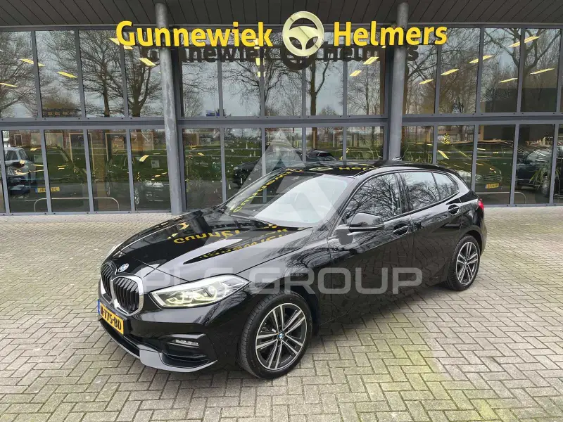 2021 BMW 118