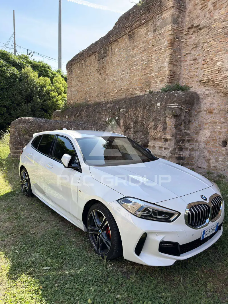 2021 BMW 118