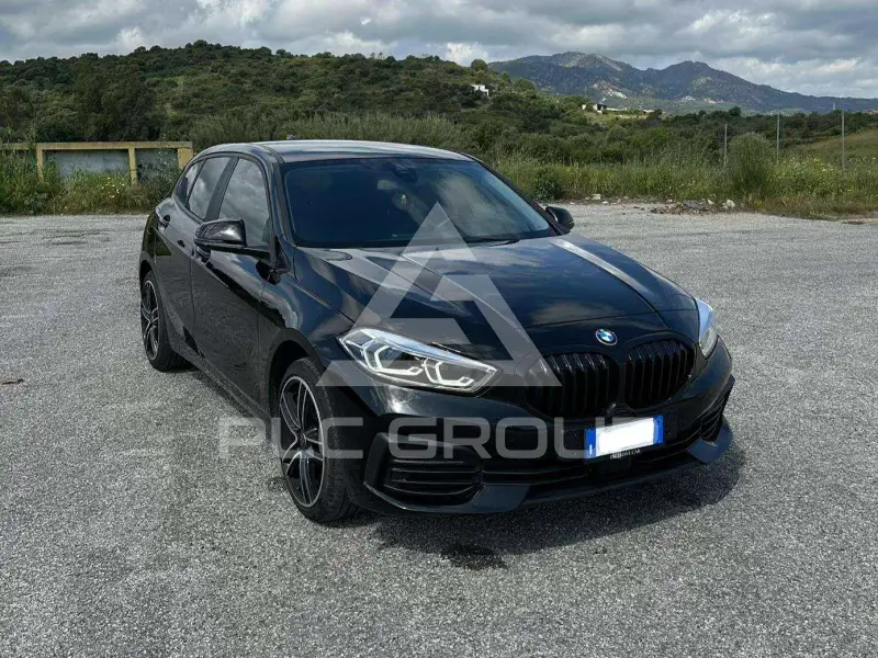 2021 BMW 118